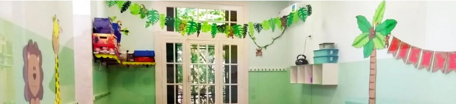 Una sala del nivel inicial preparada antes de que lleguen los chicos